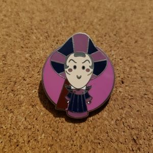 Disney Hunchback Of Notre Dame Judge Frollo Pin